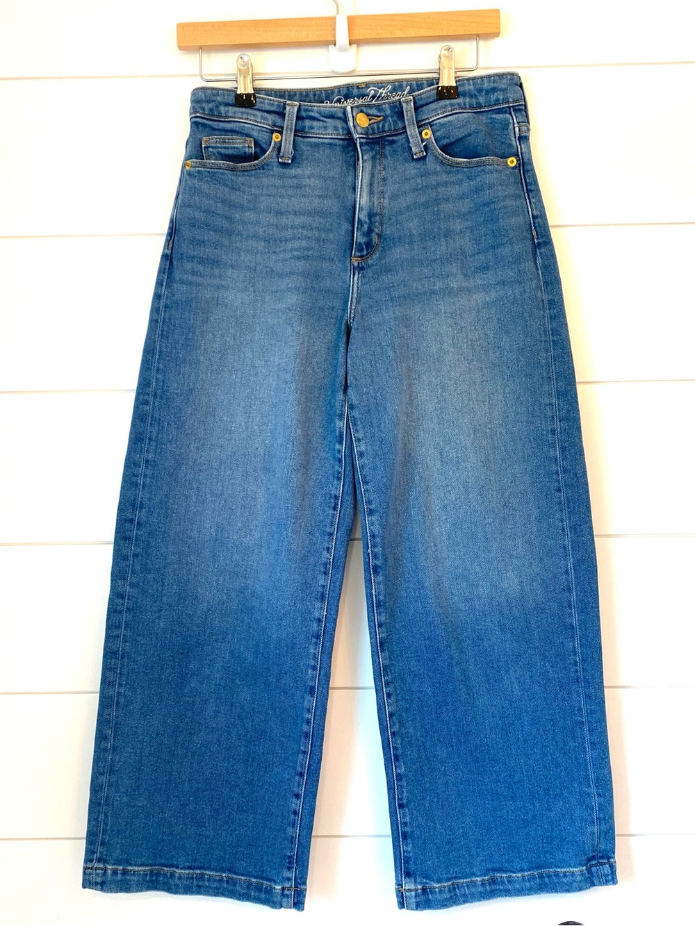 UNIVERSAL THREAD “highest rise wide leg crop” jeans (4/27)